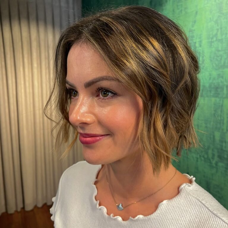 16 Short Brown Hair with Highlights That Actually Look Expensive